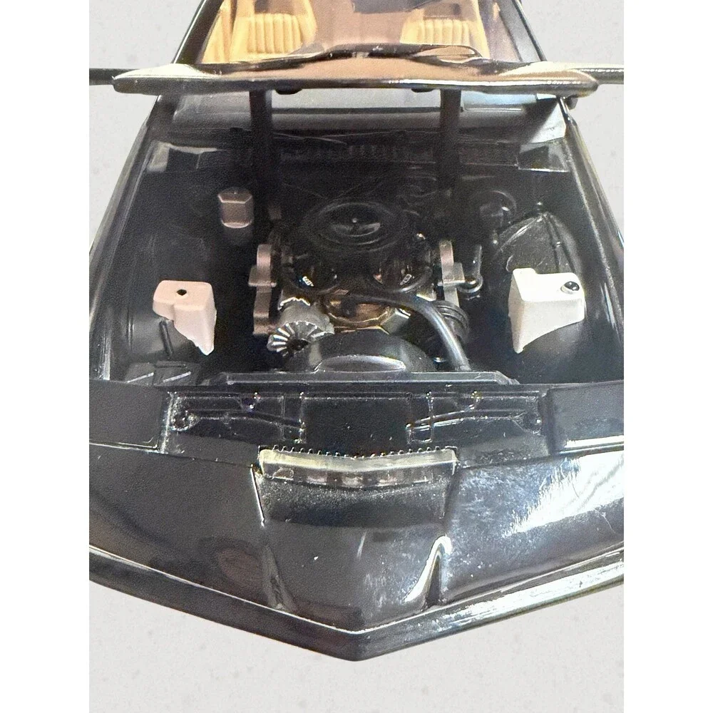 2003 Knight Rider KITT 1:18 Pontiac Trans Am ERTL Universal Die Cast
